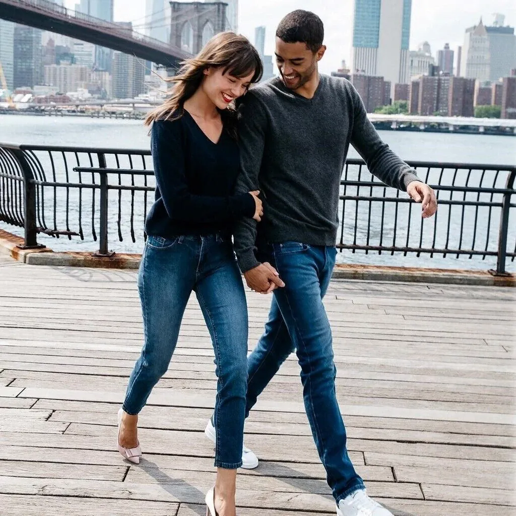 Why Mott & Bow Jeans Should Be a Staple in Your Wardrobe